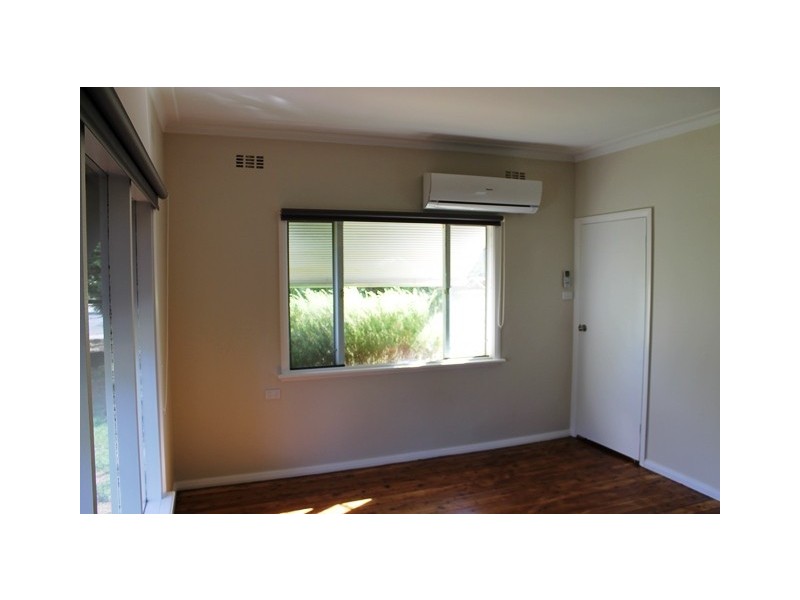 1/461 CAROLINE AVENUE, Albury NSW 2640