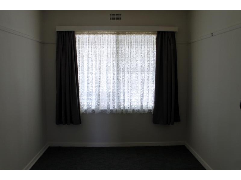 20 LYNDREN STREET, Wodonga VIC 3690