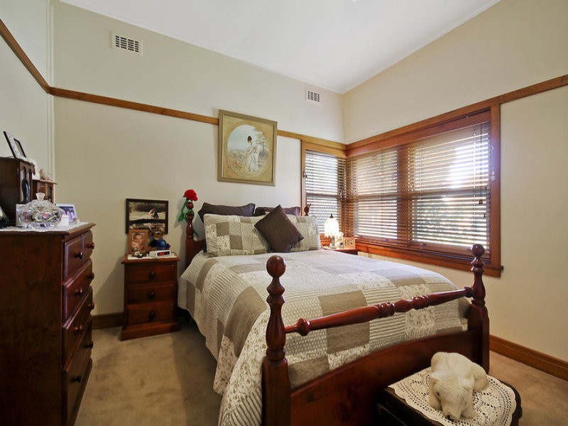 19 BURNLEY STREET, Wodonga VIC 3690