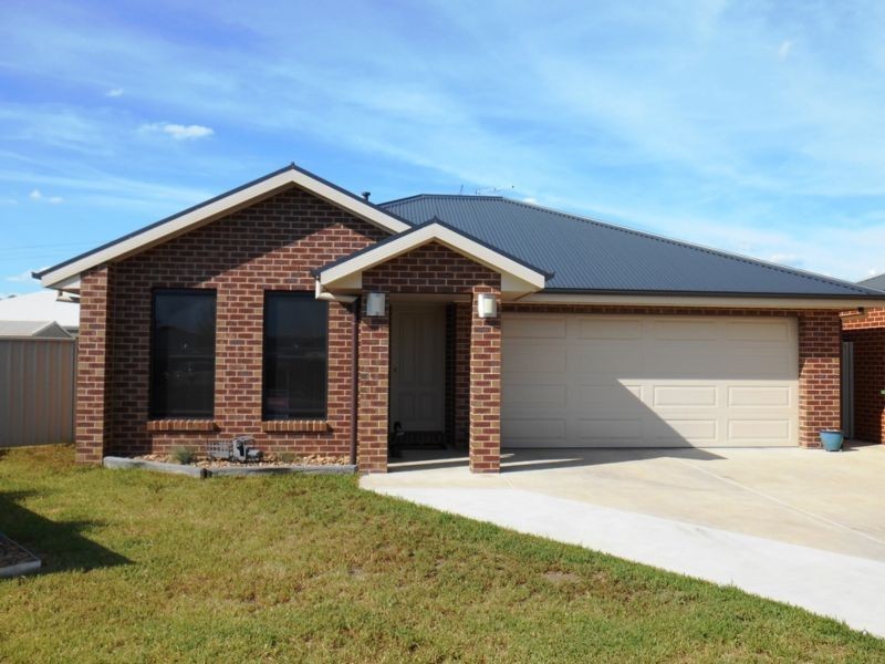 7 LAUREN PLACE, Wodonga VIC 3690