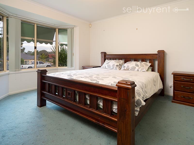 8 CARAWAY STREET, Baranduda VIC 3691