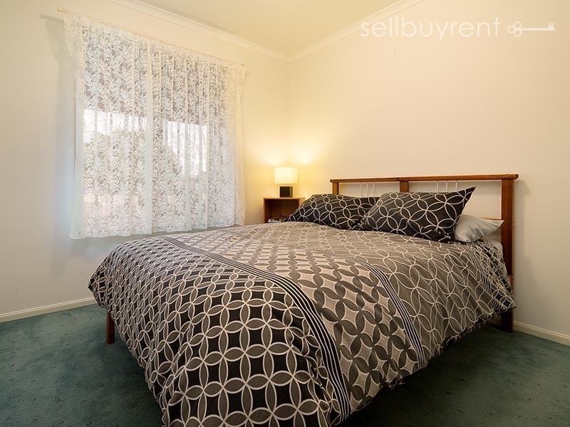 8 CARAWAY STREET, Baranduda VIC 3691