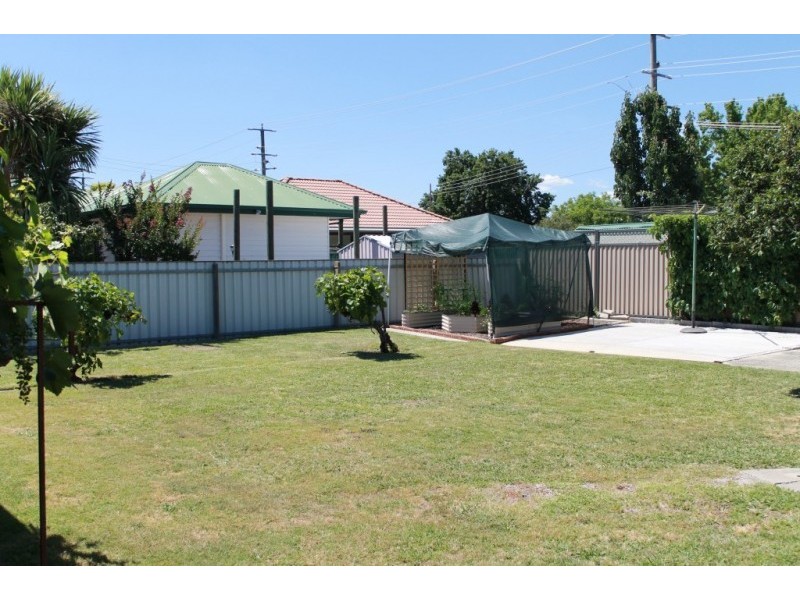 20 LYNDREN STREET, Wodonga VIC 3690