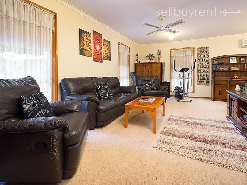 110 HUON HILL ROAD, Wodonga VIC 3690