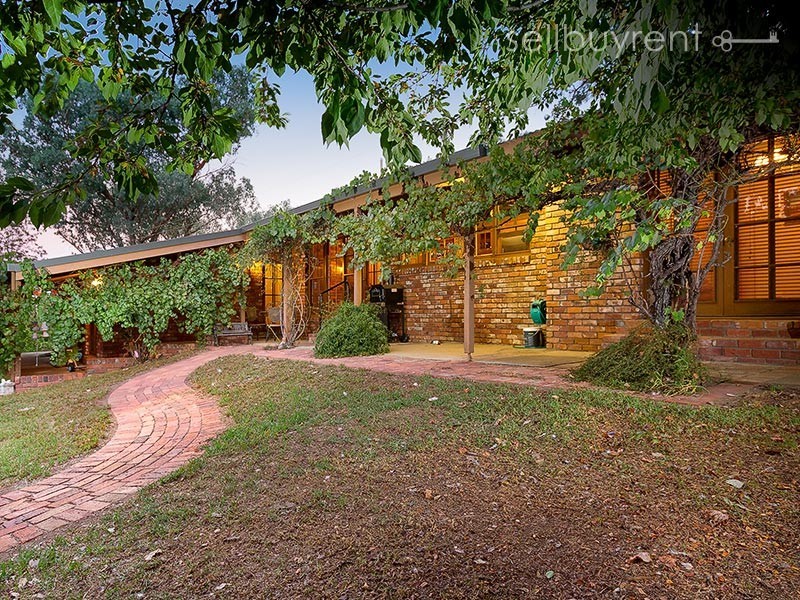 1 FORD COURT, Baranduda VIC 3691