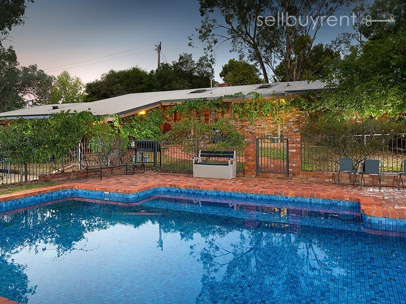 1 FORD COURT, Baranduda VIC 3691