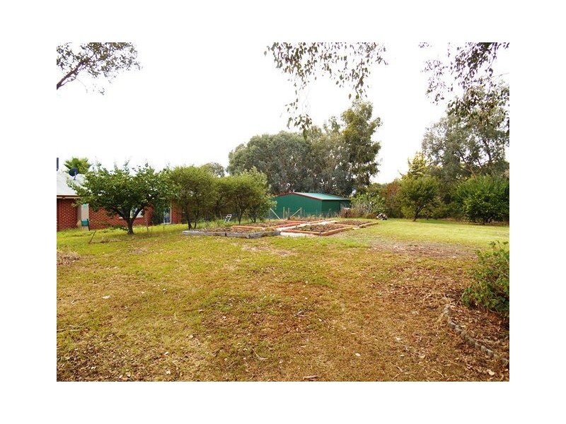 32 HOWARDS ROAD, Baranduda VIC 3691