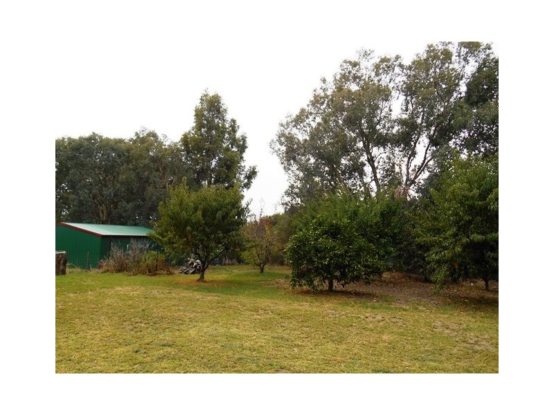 32 HOWARDS ROAD, Baranduda VIC 3691