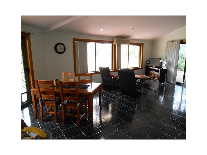 32 HOWARDS ROAD, Baranduda VIC 3691