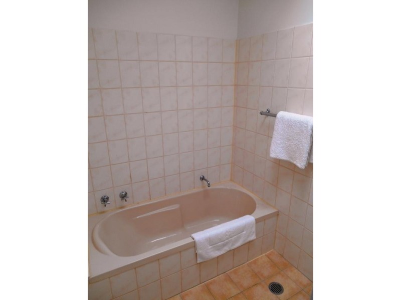 141 ADAMS COURT, Jindera NSW 2642