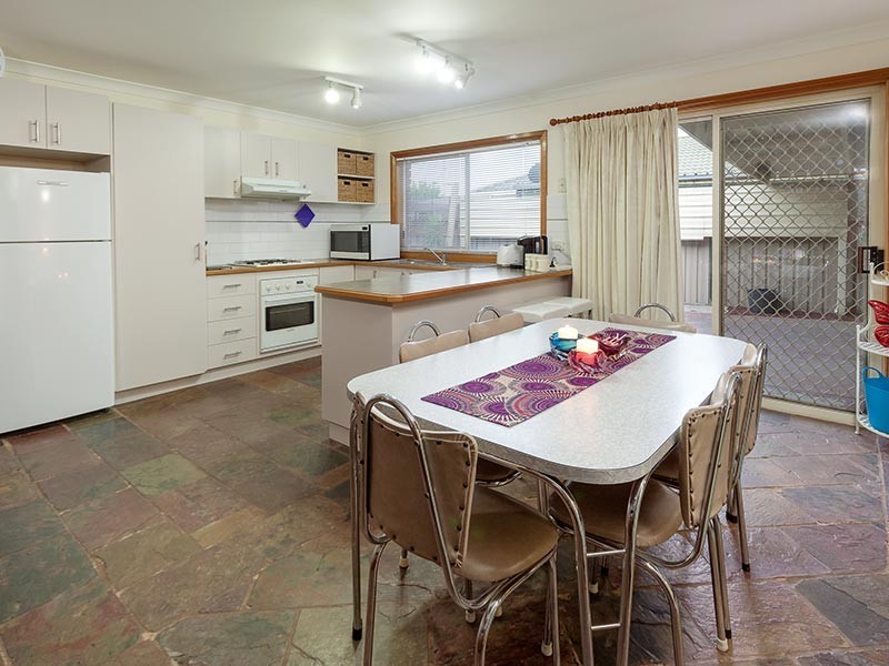 14 THOMAS PLACE, Wodonga VIC 3690