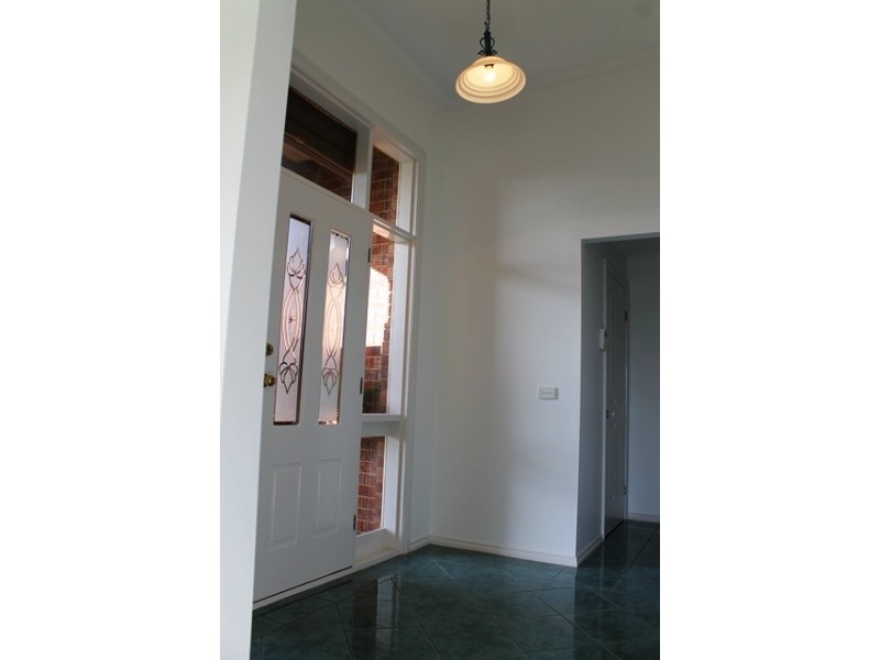 7 FALCON CIRCUIT, Wodonga VIC 3690