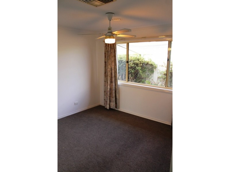 7 FALCON CIRCUIT, Wodonga VIC 3690