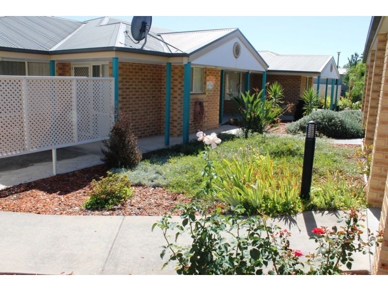 10/2 HANLON COURT, Wodonga VIC 3690