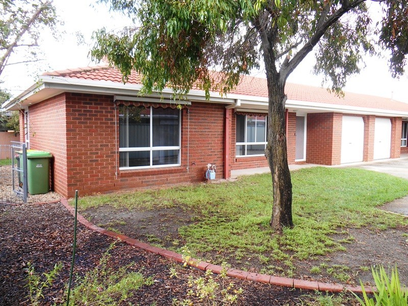 2/354 LAWRENCE STREET, Wodonga VIC 3690