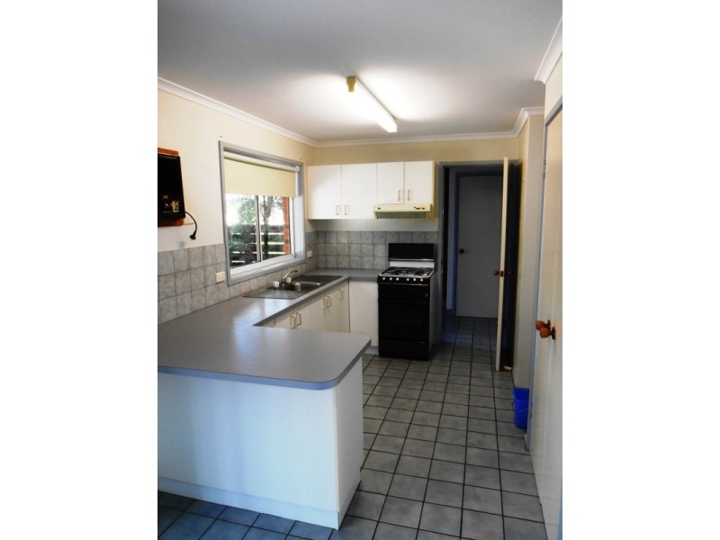 2/354 LAWRENCE STREET, Wodonga VIC 3690