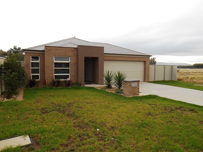 15 MURRAY WAY, Wodonga VIC 3690
