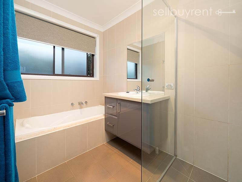 34 MCEWEN CRESCENT, Wodonga VIC 3690