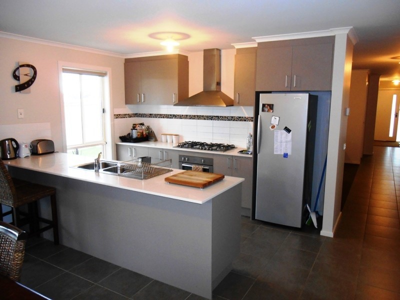 15 MURRAY WAY, Wodonga VIC 3690