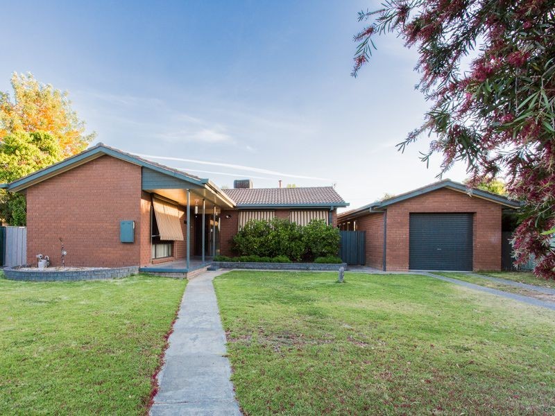 8 WIRILDA CLOSE, Wodonga VIC 3690