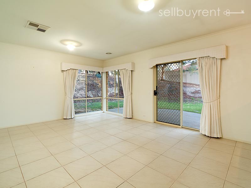 23 FLORENCE CRESCENT, Albury NSW 2640