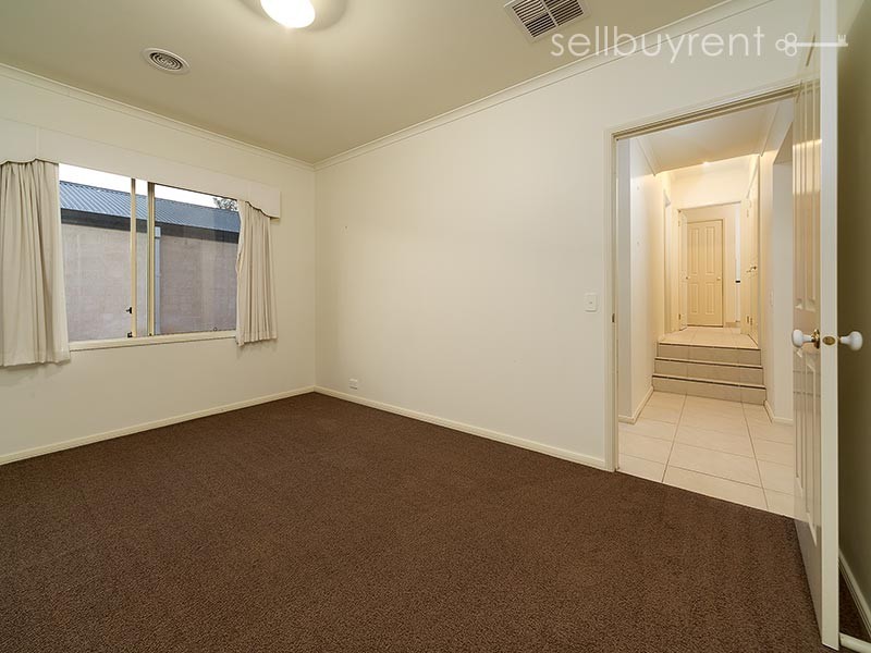 23 FLORENCE CRESCENT, Albury NSW 2640