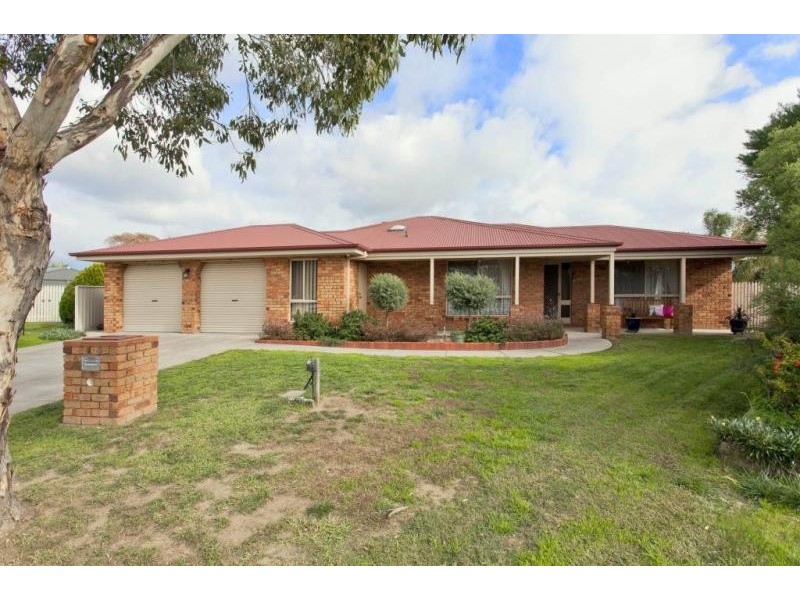 6 CLIFFORD COURT, Wodonga VIC 3690