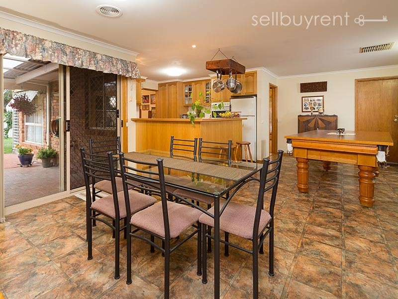 6 CLIFFORD COURT, Wodonga VIC 3690