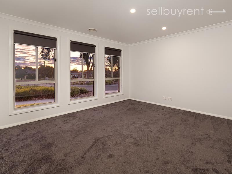2 VICTORIA CROSS PARADE, Wodonga VIC 3690