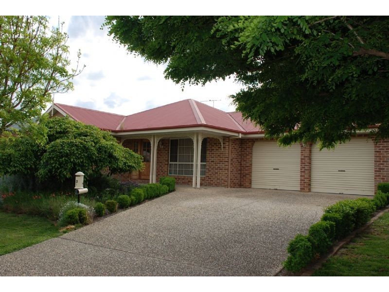 3 SAUNDERS CRESCENT, Wodonga VIC 3690