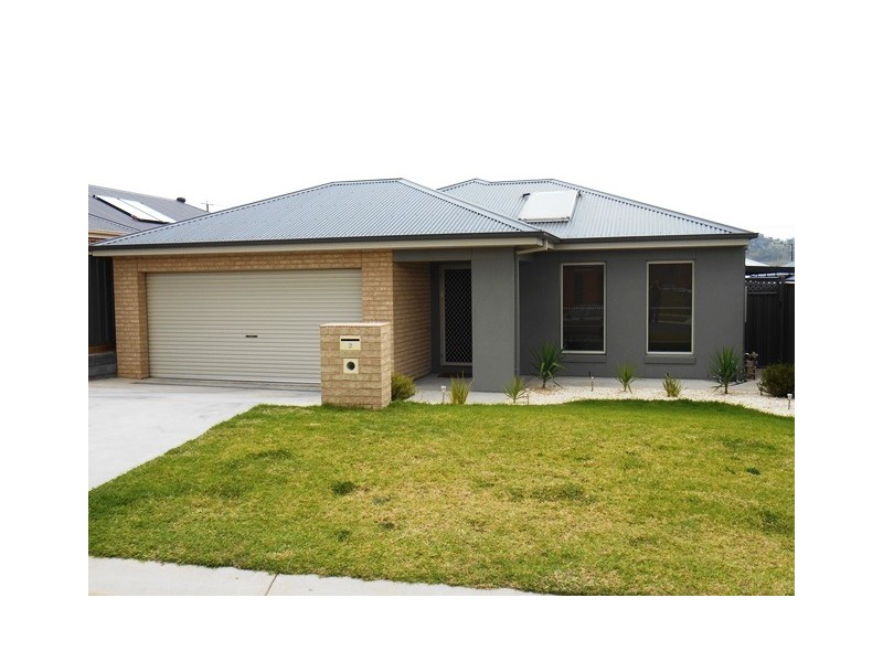 2 LYSTERFIELD LANE, Wodonga VIC 3690