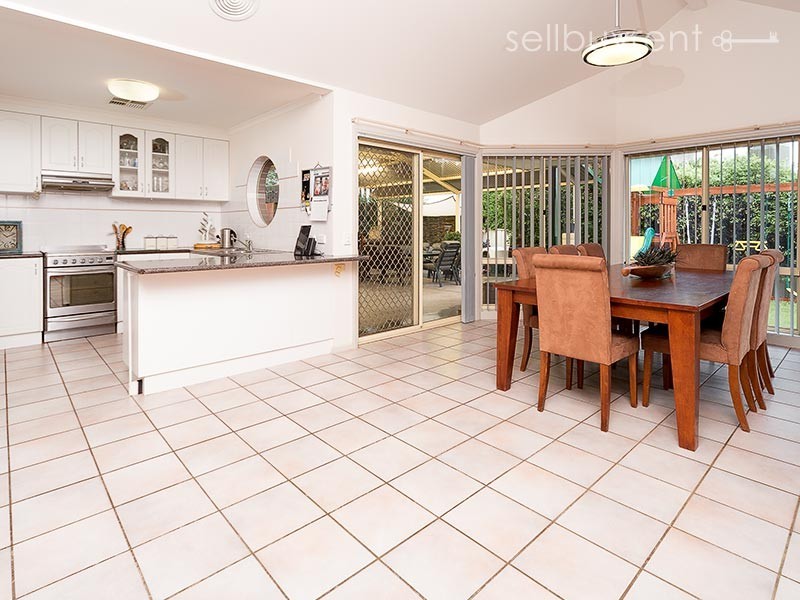 16 TEAL COURT, Wodonga VIC 3690