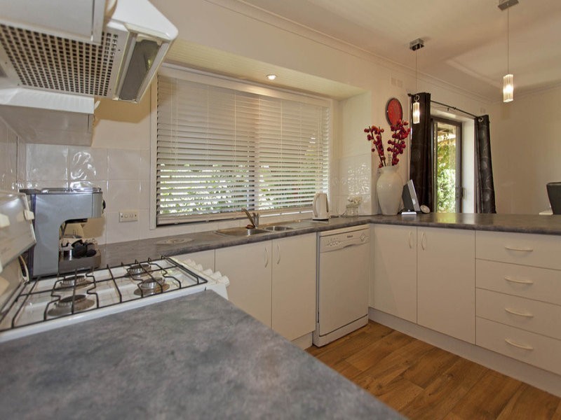 581 LYNE STREET, Albury NSW 2640