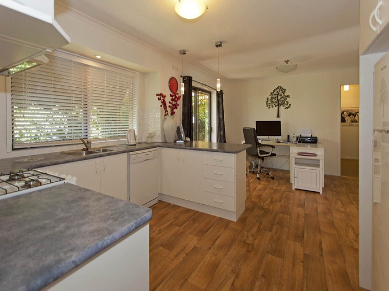 581 LYNE STREET, Albury NSW 2640