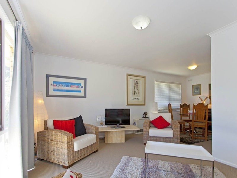 581 LYNE STREET, Albury NSW 2640