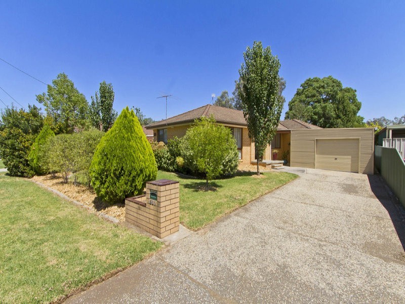 581 LYNE STREET, Albury NSW 2640