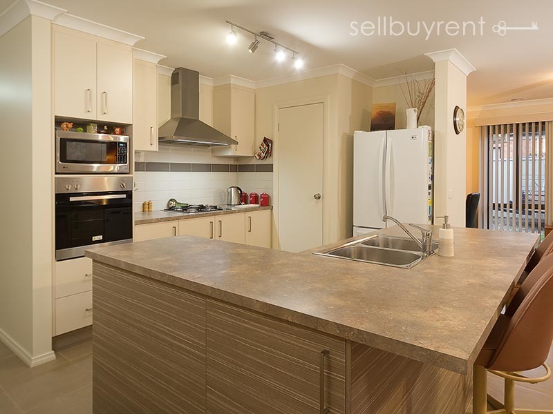 23 WHITELEY CIRCUIT, Baranduda VIC 3691