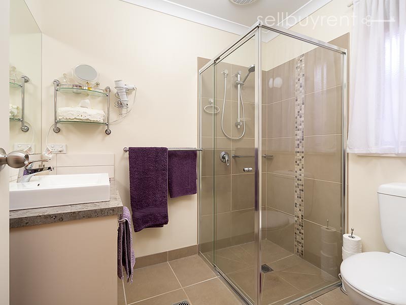 23 WHITELEY CIRCUIT, Baranduda VIC 3691