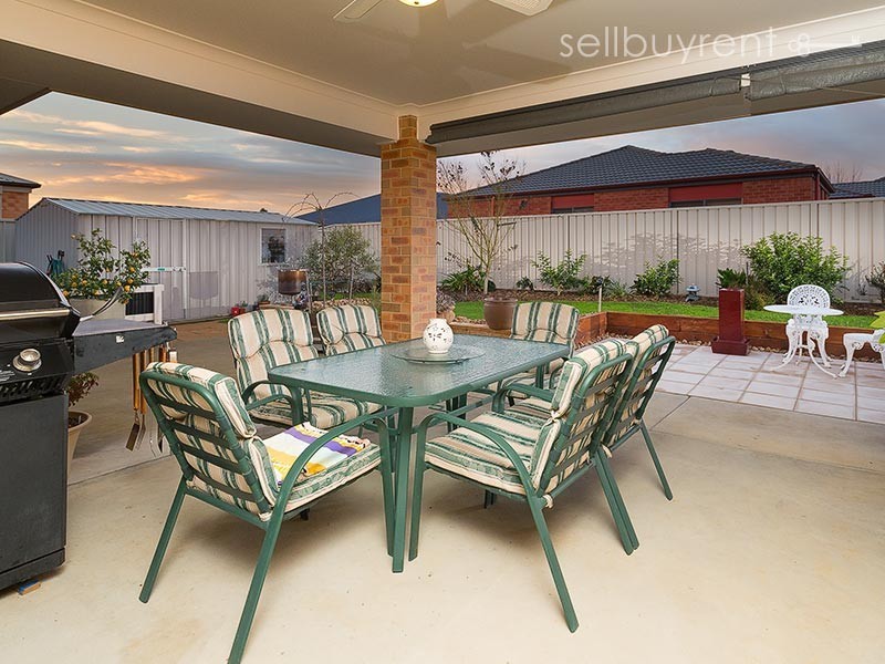 23 WHITELEY CIRCUIT, Baranduda VIC 3691