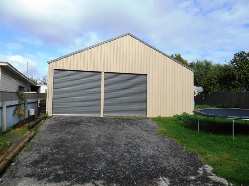 33 BATT AVENUE, Wodonga VIC 3690