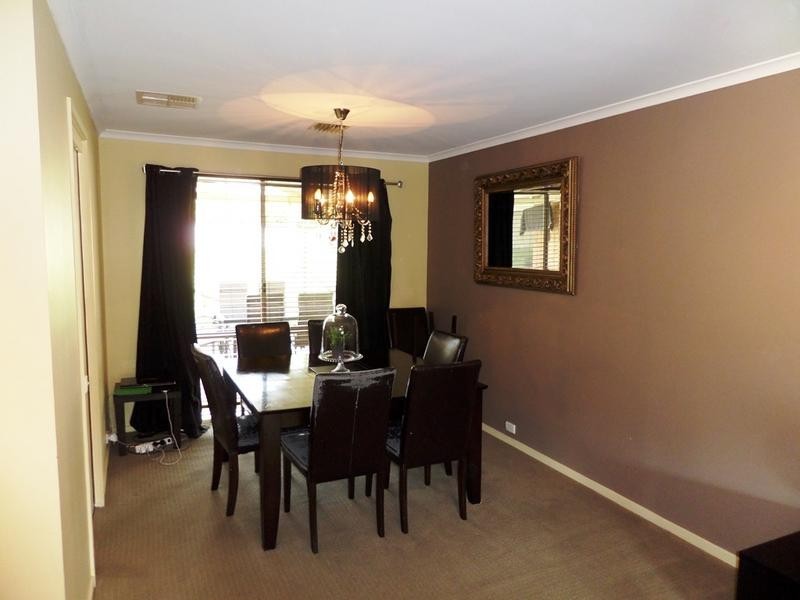 10 MCLEAN CRESCENT, Wodonga VIC 3690