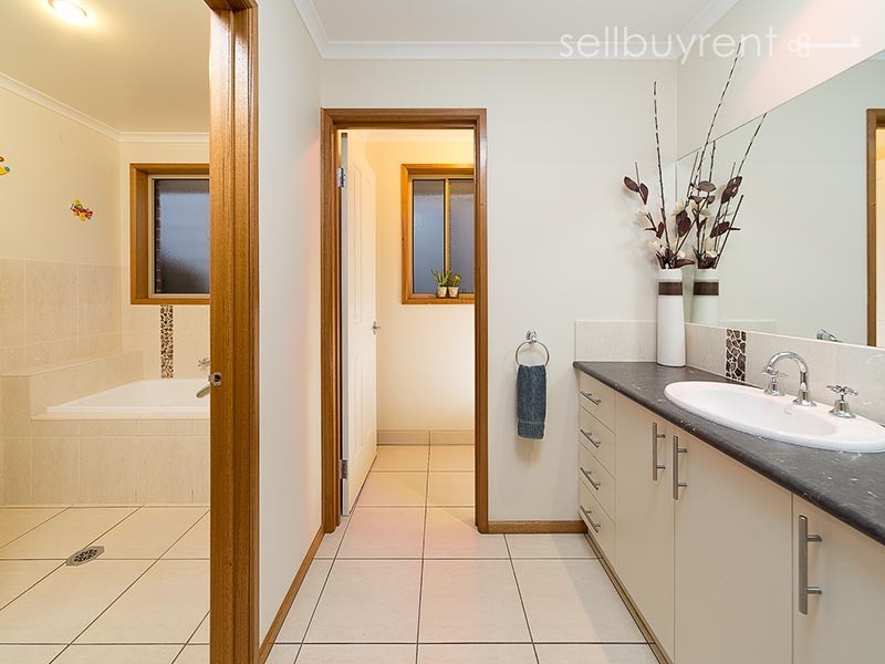 31 THORNEYCROFT AVENUE, Wodonga VIC 3690