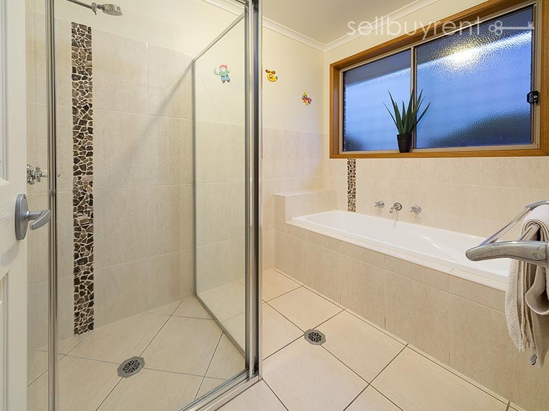 31 THORNEYCROFT AVENUE, Wodonga VIC 3690