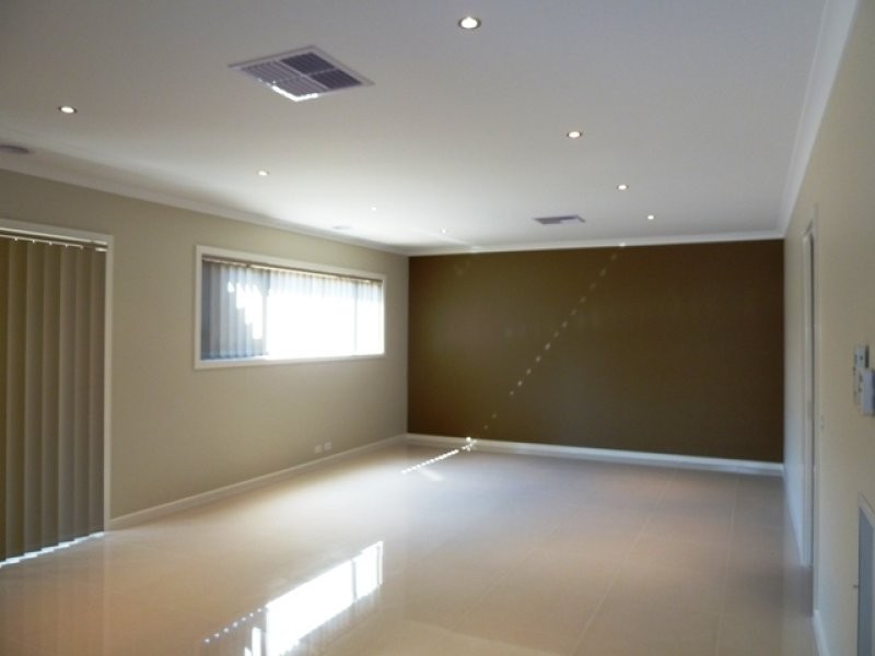 25 CASTLETON STREET, Wodonga VIC 3690