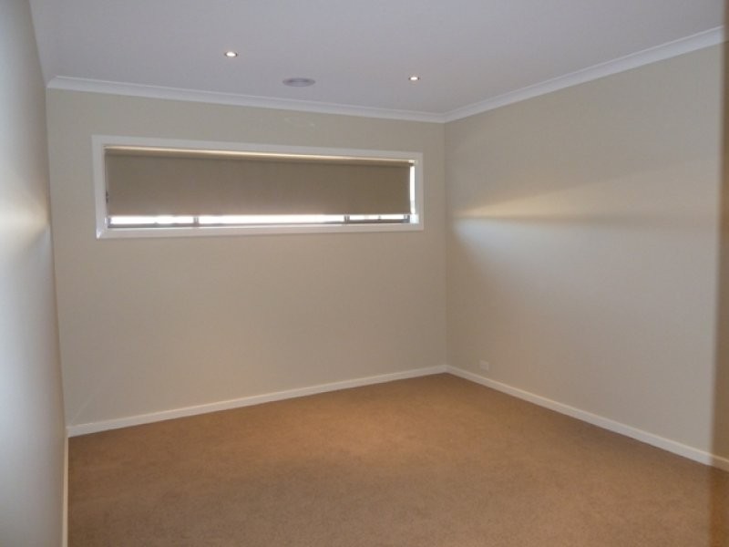 25 CASTLETON STREET, Wodonga VIC 3690