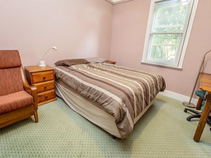 8 HAVELOCK STREET, Wodonga VIC 3690