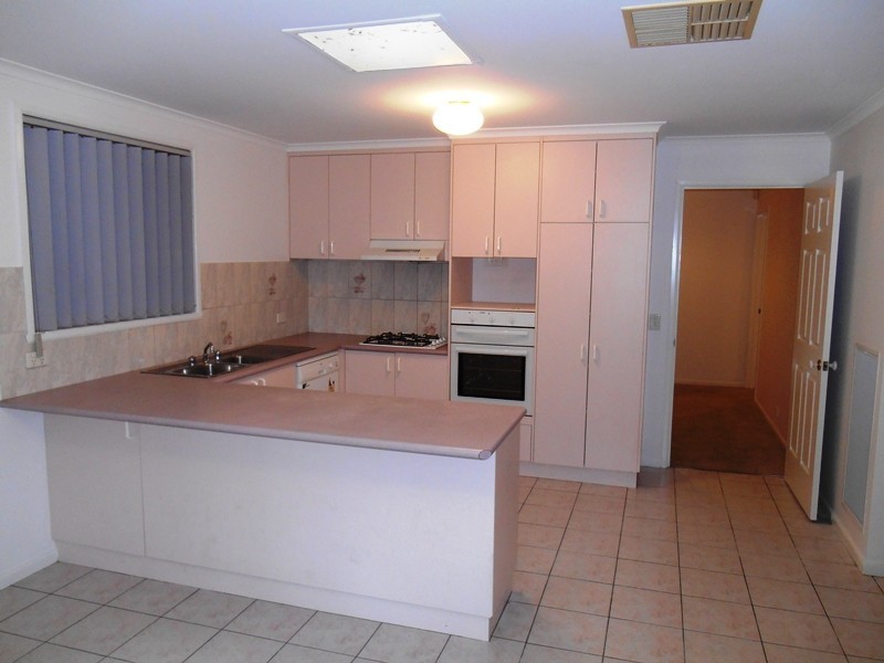 83 MARSHALL STREET, Wodonga VIC 3690
