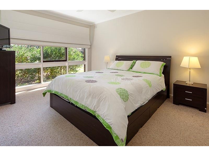 4 FERN AVENUE, Wodonga VIC 3690