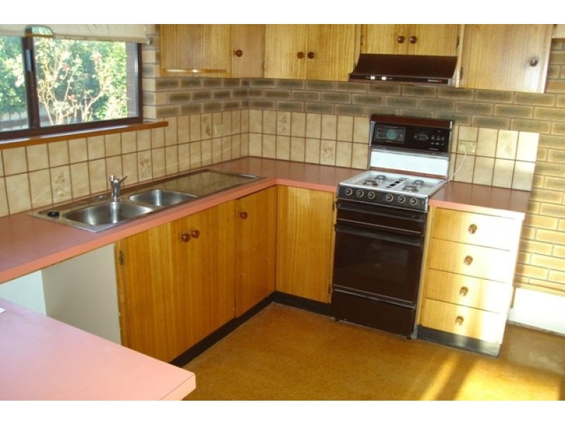 2 IONA COURT, Wodonga VIC 3690