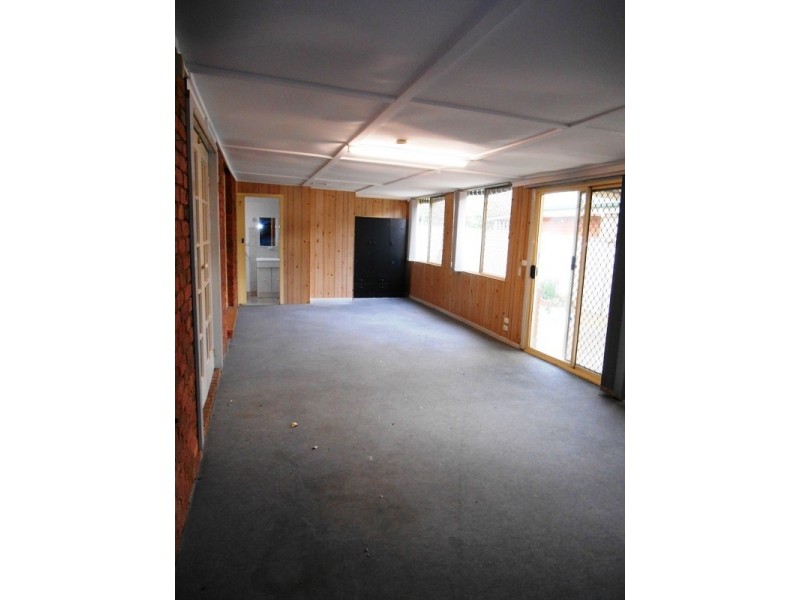 83 MARSHALL STREET, Wodonga VIC 3690